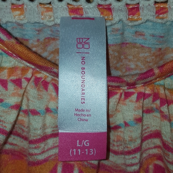 Super Cute Crocheted Racer Back Tank - Picture 5 of 5